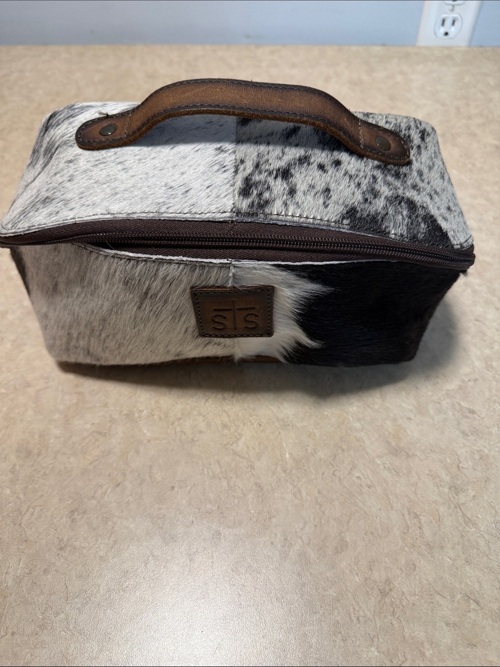 STS Ranchwear Cowhide Cosmetic Case in Black, White & Brown